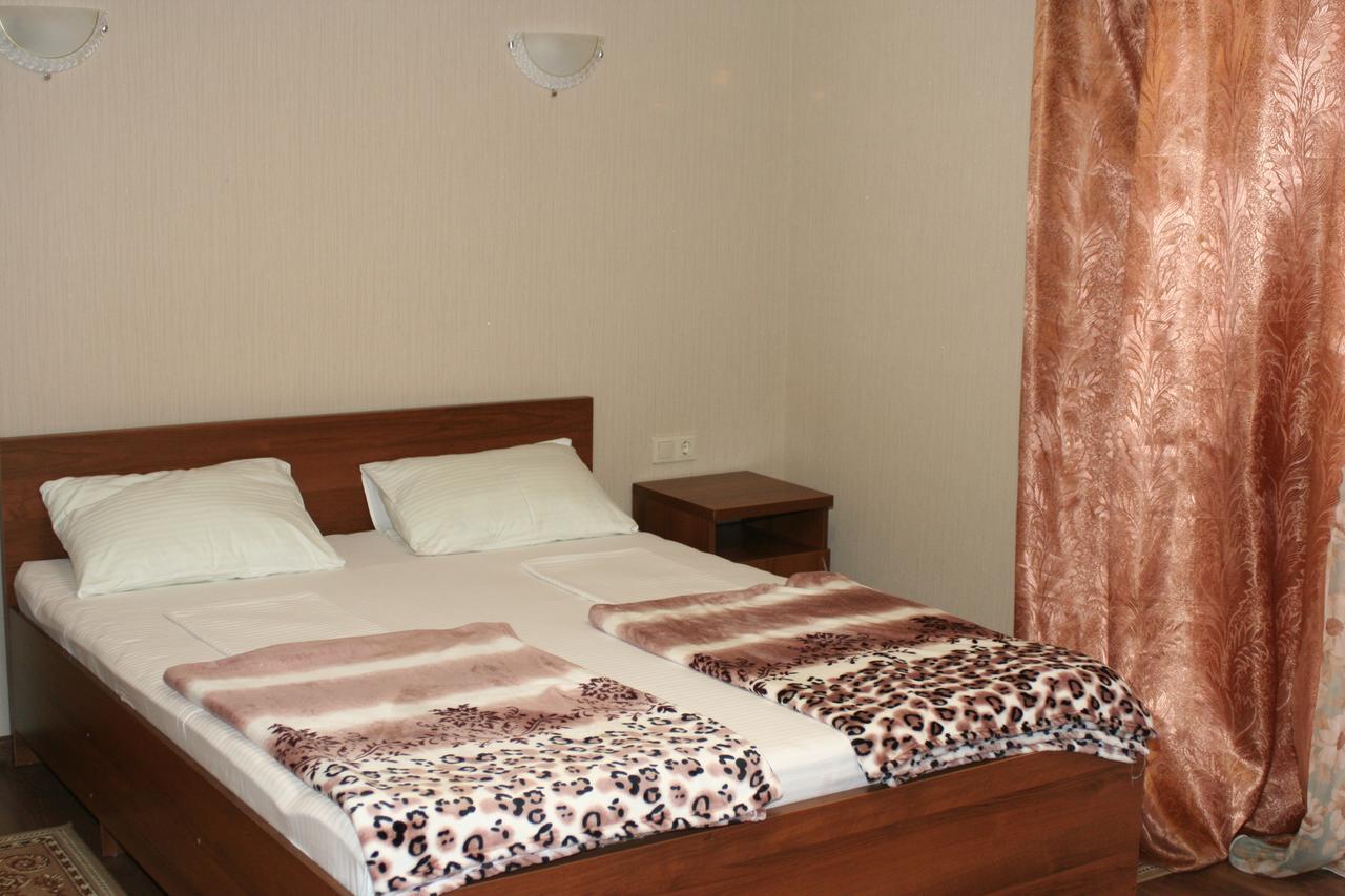 Guest House Sirius Pizunda Eksteriør bilde