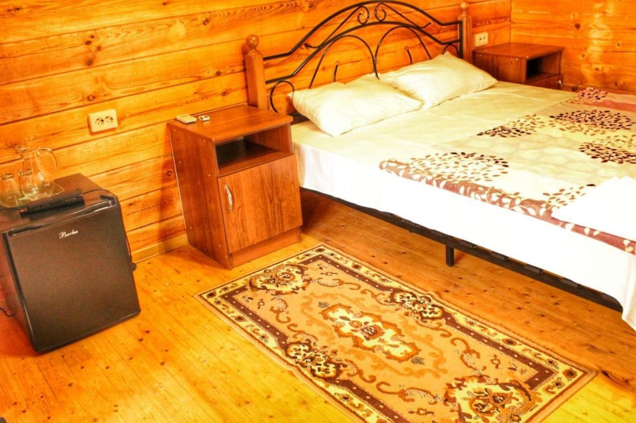 Guest House Sirius Pizunda Eksteriør bilde